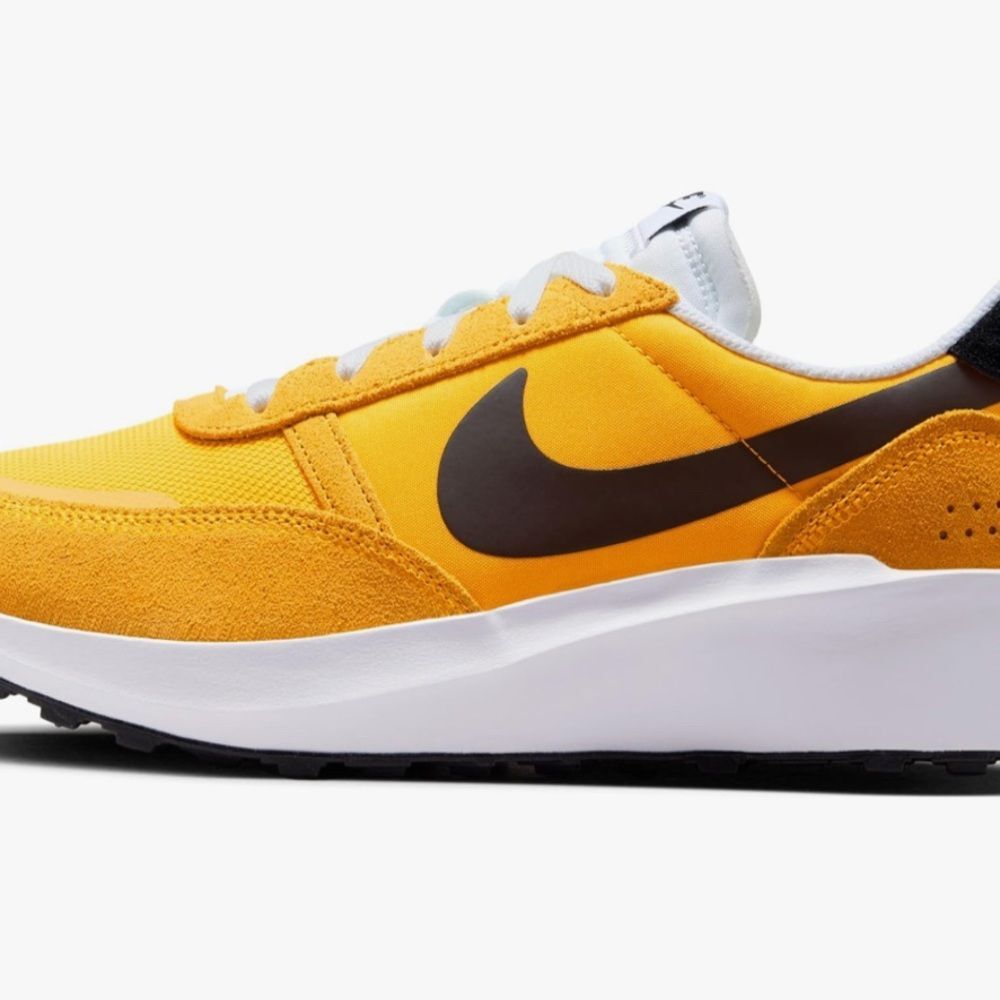 Nike Waffle Debut Men’s Shoes – University Gold / White / Gold Leaf / Black